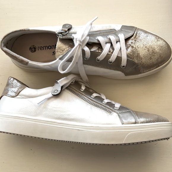 REMONTE SOFT Ladies sneaker white/pewter size 11 - Picture 2 of 8